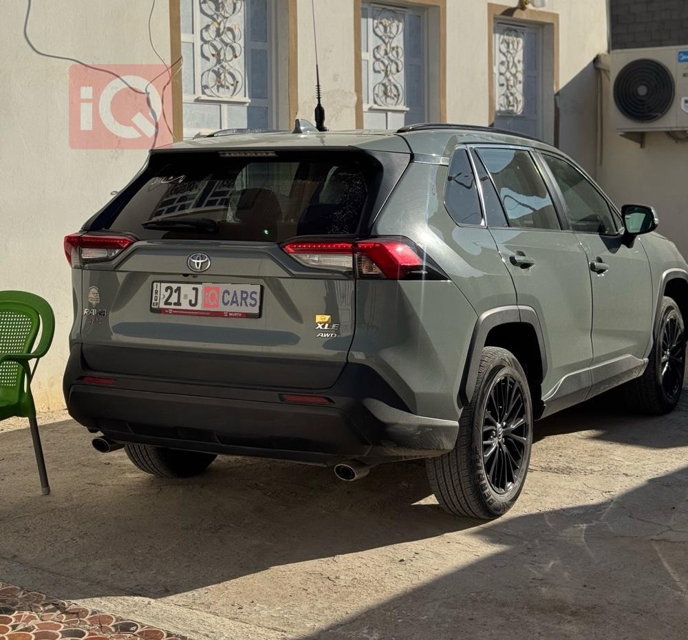 تويوتا راف 4